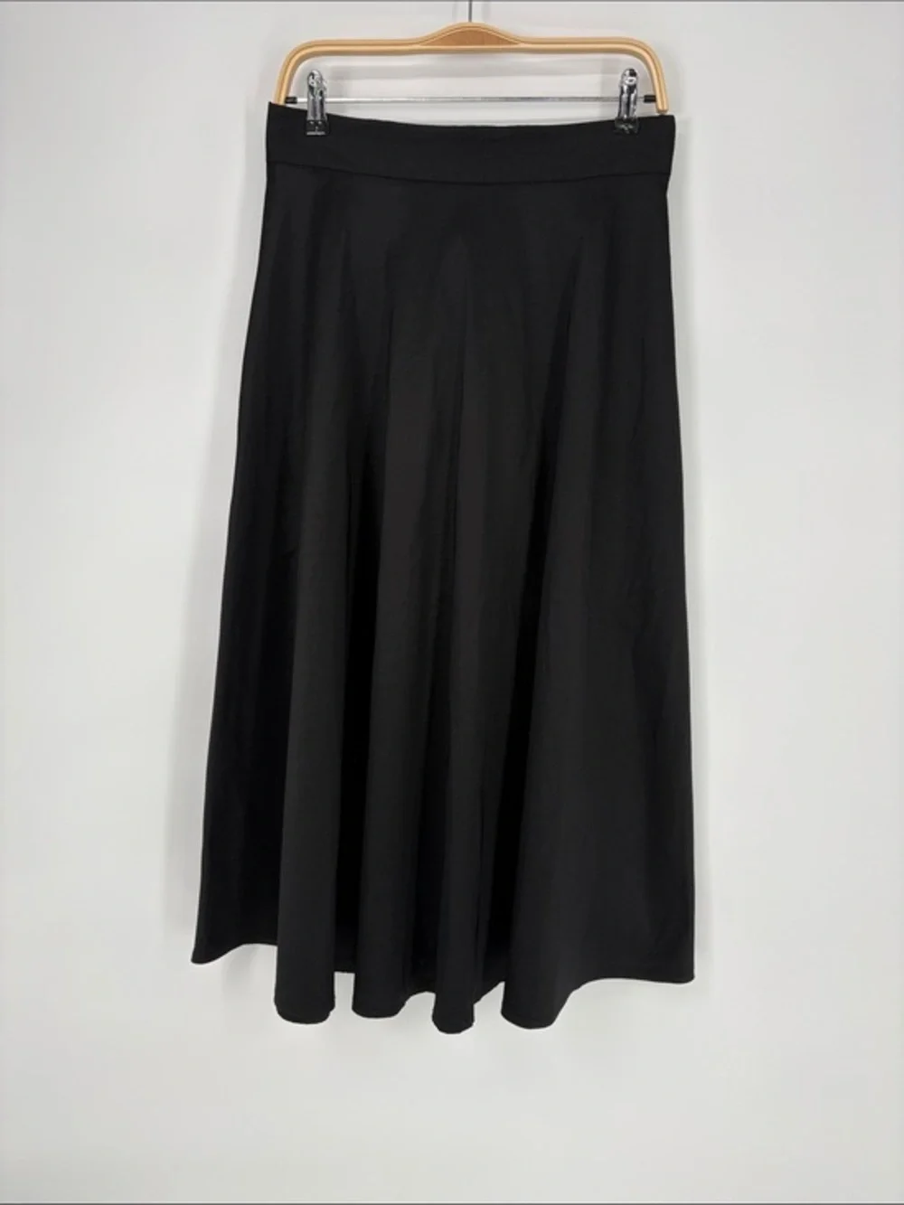 🍔 Ronni Nicole Evening Black A-Line Midi Skirt